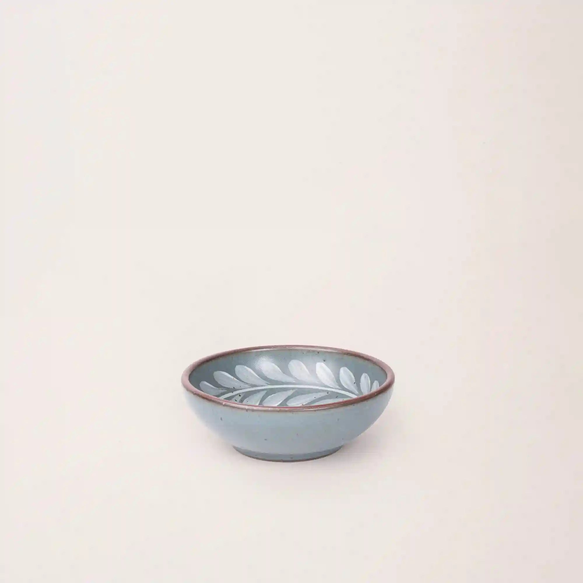 Hand Painted Breakfast Bowl, Tulip Crown Secondary image