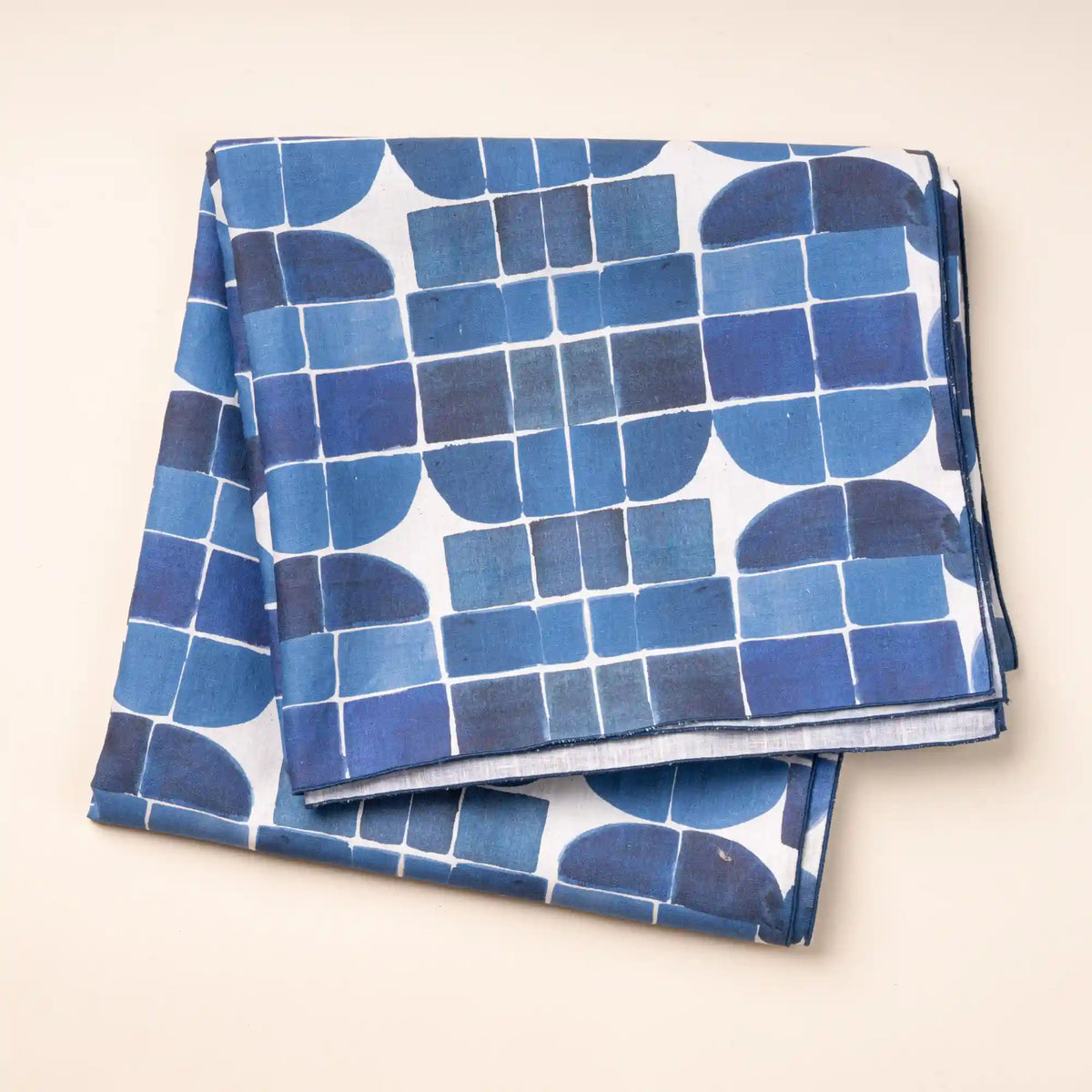 Lunette Tablecloth Main image