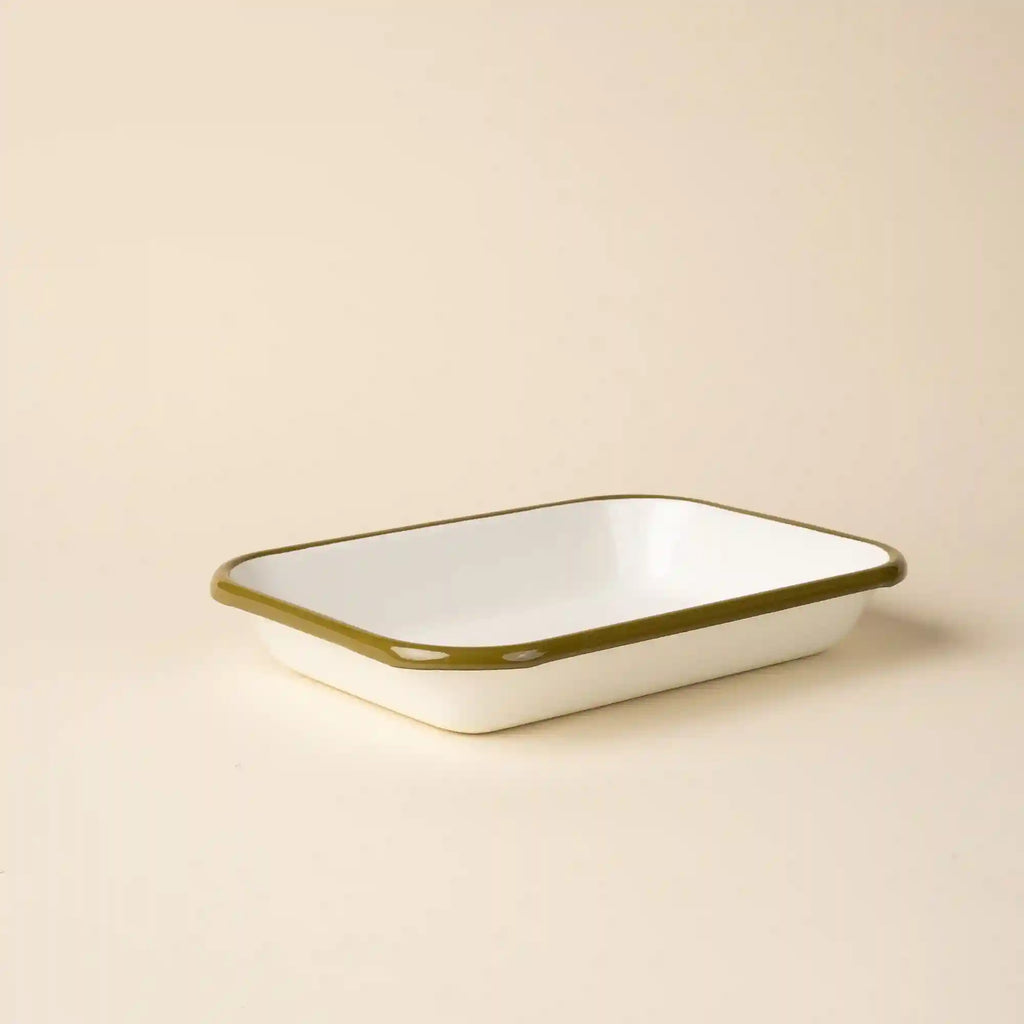 Solid Enamel Baking Dish
