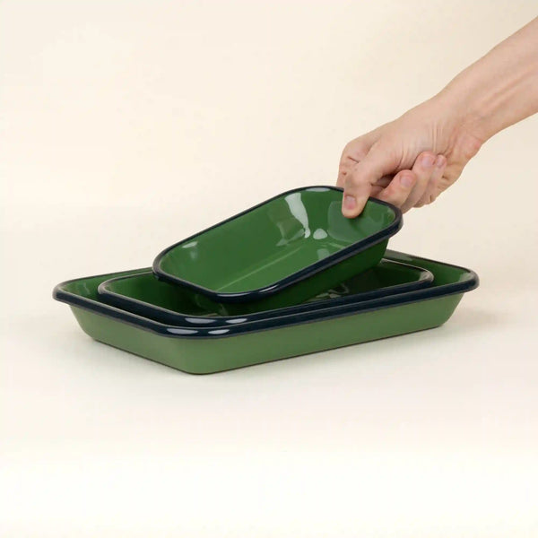 Solid Enamel Baking Dish